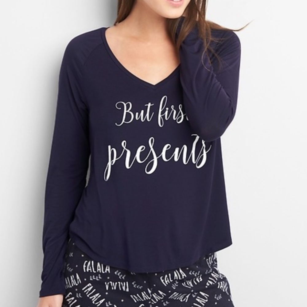 Gap Christmas Presents Modal Soft Long Sleeve Sleep Pajama Top T-shirt (size S)